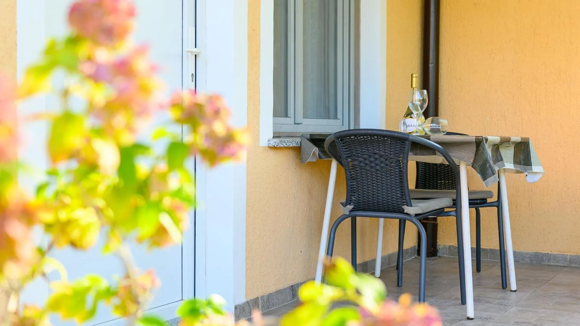 Ruhig Gelegene Ferienwohnung 7 Stinjan